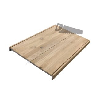 Overzettrede paneel eiken met anti-slip frezing. de stippenlijn en geïllustreerde zaag laten zien dat je uit het paneel twee treden kunt halen