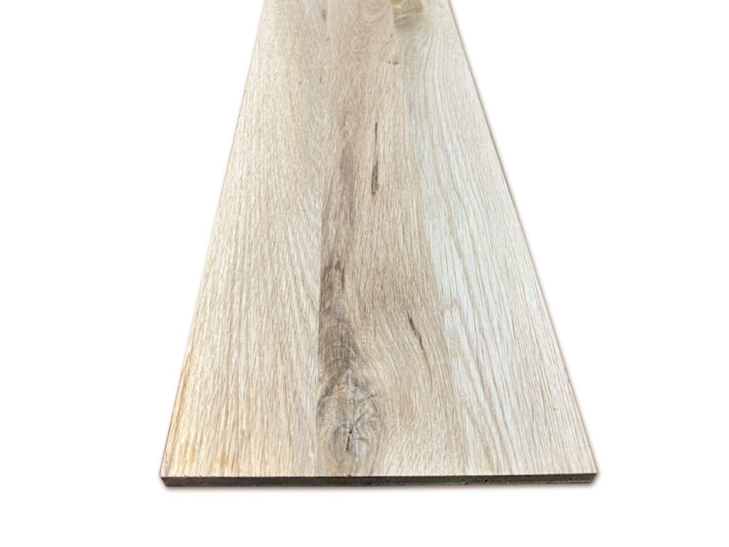 Stootbord 10 mm dik met 2 mm eiken fineerlaag detailfoto