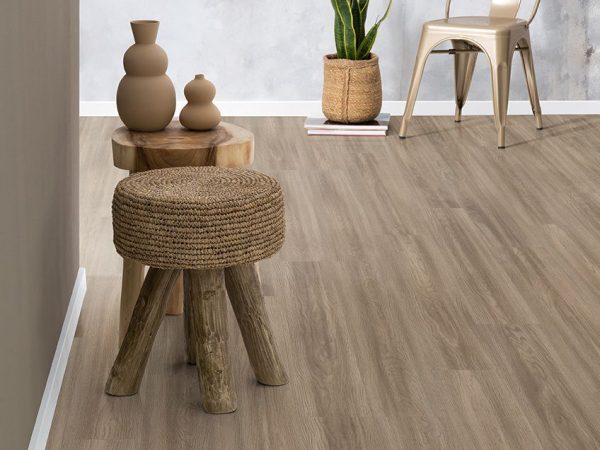 Laminaatvloer van Egger, classic aqua Grey Soria Oak, EPL180. Watervaste laminaatvloer op bestelling verkrijgbaar bij Bouwie