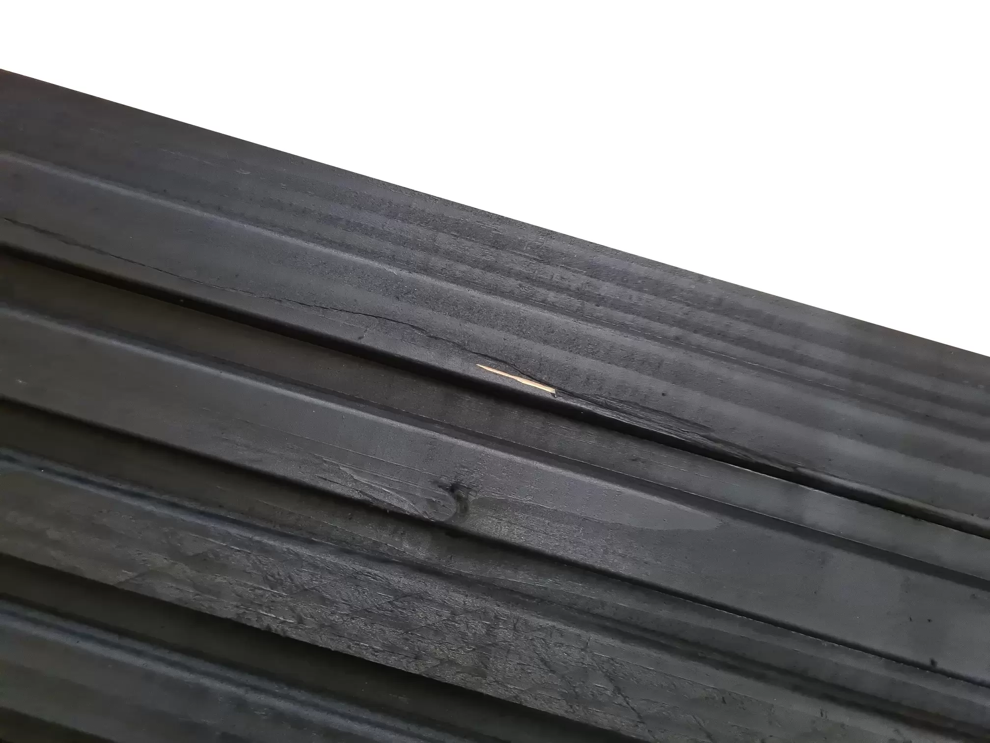 Triple Rhombus rabat - gevelbekleding voor buiten, zwart. In de trant van de populaire akoestische wandpanelen. Nu zéér scherp geprijsd bij Bouwie!