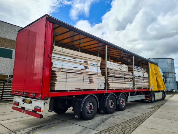 Haal jouw nieuwe aanrechtblad / werkblad bij Bouwie. Werkbladen CanDo. Bouwie heeft een grote partij spaanplaat werkbladen van CanDo gekocht. Diverse kleuren in de winkel verkrijgbaar.