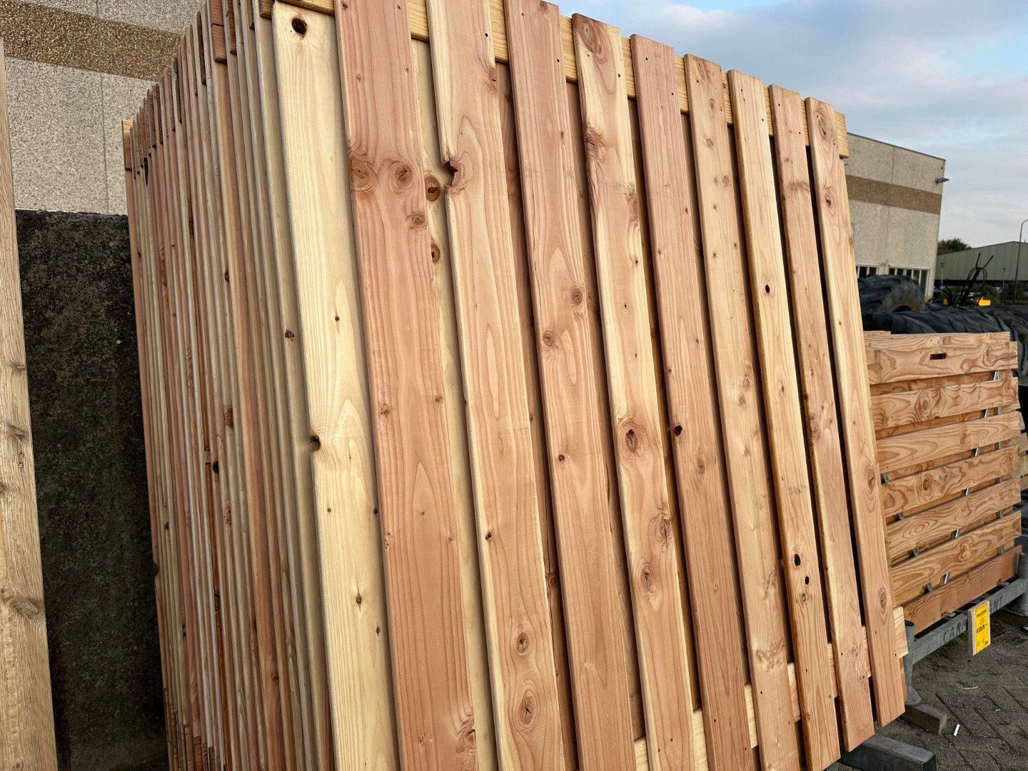 Tuinschutting - Douglas - 180 x 180 cm - 19+2 planks - 2e sortering - Afbeelding 2
